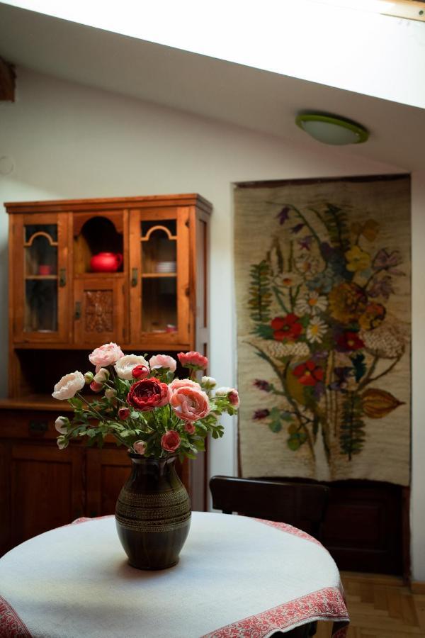 Kolory Guest House Краков Экстерьер фото